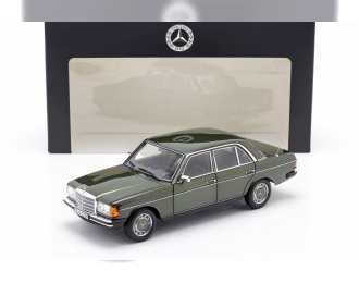 MERCEDES-BENZ 200 (W123), green met