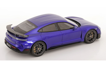 PORSCHE Taycan Turbo GT (2023), purple-metallic
