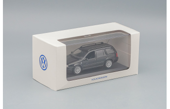 VOLKSWAGEN Golf Variant, black