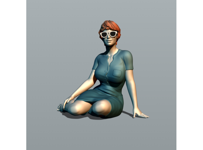 Фигура Девушка на пикнике, окрашенная