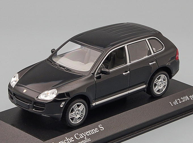 PORSCHE Cayenne S 2002, black metallic