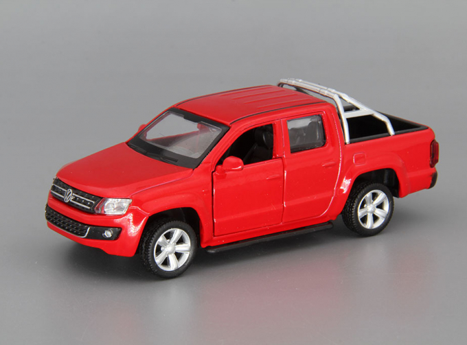 VOLKSWAGEN Amarok, red