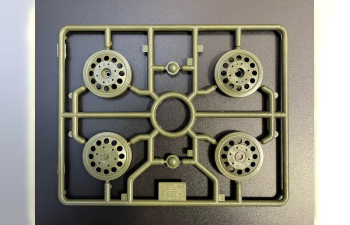 Сборная модель Герои Победы. Советский средний танк Т-34/85