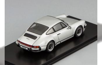 PORSCHE 911 SC, silver