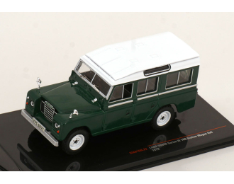 LAND ROVER Series III 109 (1978), green/white