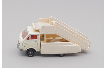 TOYOTA Hiace Trap Car, white