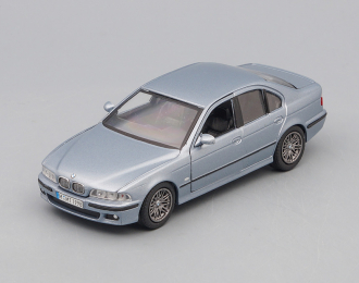 BMW M5 (E39), blue metallic