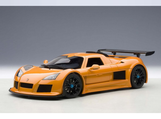 Gumpert Apollo 2005 (met. orange)