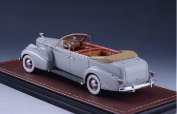 CADILLAC V16 Series 90 Fleetwood Sedan Convertible (открытый) 1938 Grey