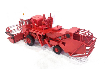 Сборная модель зерноуборочного комбайна СКД-5 "Сибиряк"