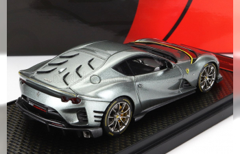 FERRARI 812 Competizione (2021), Grigio Coburn - Yellow Grey Met