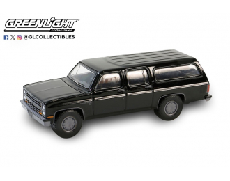 CHEVROLET Suburban C10 Custom Deluxe (1985), Black