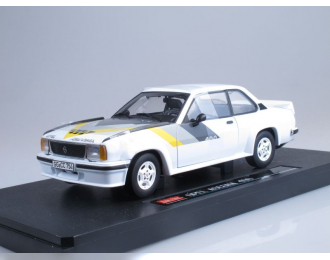 OPEL Ascona 400 street