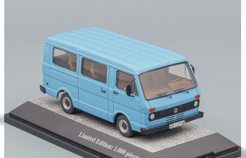 VOLKSWAGEN LT28 bus, blue