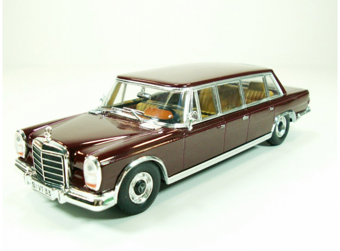 MERCEDES-BENZ 600 Pullman, вишневый