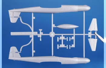 Сборная модель Gloster Meteor TT Mk.20