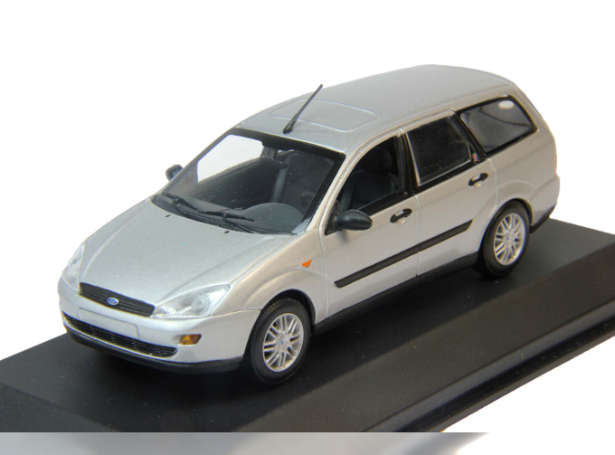 FORD Focus Turnier, silver