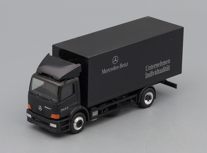 MERCEDES-BENZ Atego Unternehmen Individualitat, black