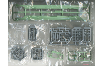 Сборная модель Японский авианосец Katsuragi Full Hull