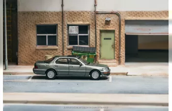 LEXUS LS400 (1989), silver