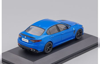 ALFA ROMEO Giulia Quadrifoglio (2016), blue