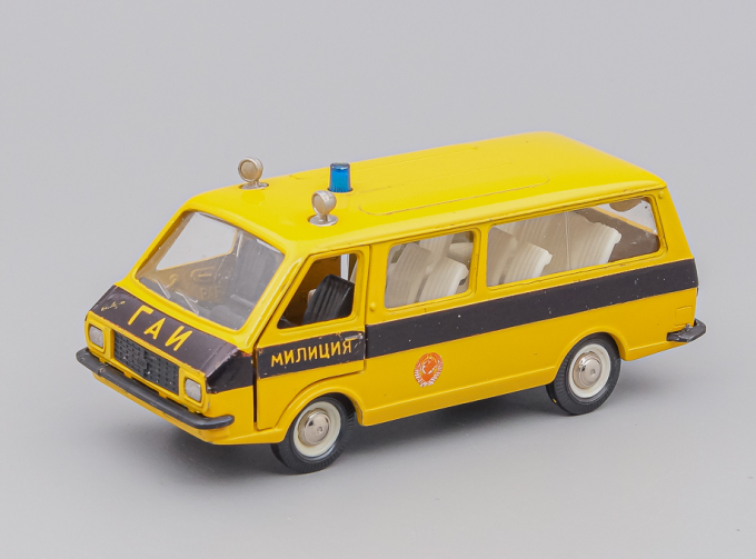 РАФ 2203 "Латвия" милиция