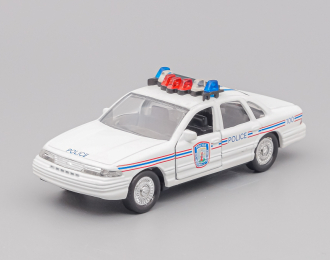 FORD Crown Victoria Richmond Police, white