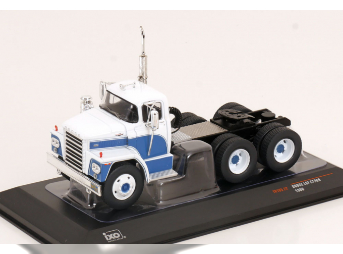 DODGE LCF CT900 towing vehicle (1960), white blue