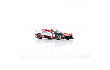 TOYOTA TS050 Hybrid #8 Toyota GAZOO Racing Winner 24h LM 2018 Buemi - Nakajima - Alonso