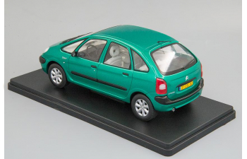 CITROEN Xsara Picasso (2003), green