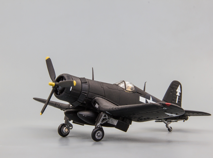 Палубный истребитель U.S. F4U-1D CORSAIR, Тихий океан, 1945