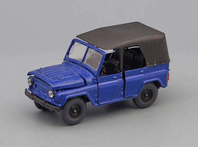 УАЗ 469 (номерной А34), синий / черный