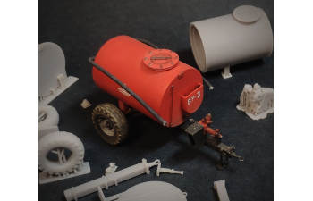 Сборная модель Прицеп-бочка для трактора ВУ-3М, набор для сборки