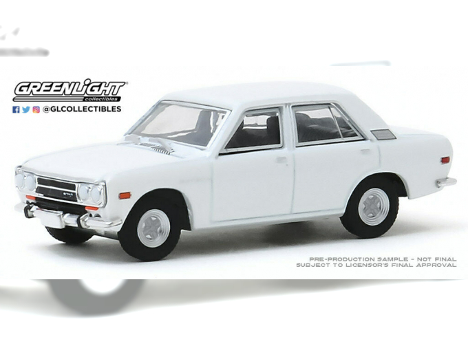 DATSUN 510 4-Door Sedan 1972 White 