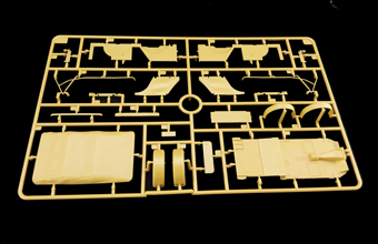 Сборная модель German Horch Fu.Kw.(Kfz.15) Radio Car