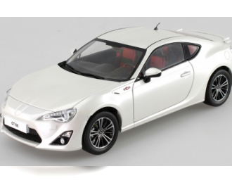 TOYOTA GT86 2012, satin white pearl