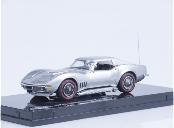 CORVETTE Coupe Cortez (1969), silver