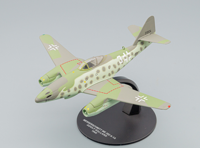 Messerschmitt Me 262A-1a Adolf Galland (104 победы) 1945