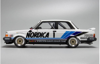 Сборная модель Volvo 240 Turbo 1986 ETCC Hockenheim Winner