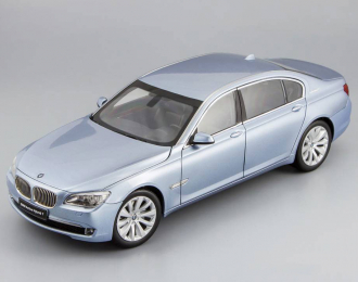 BMW 7 Series Active Hybrid, Blue Water Metallic Interior, blue water metallic