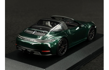 PORSCHE 911 992-2 Targa 4 Gts Open (2024), green