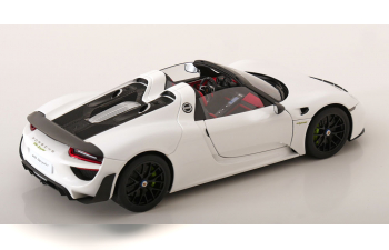 PORSCHE 918 Spyder Weissach Package (2013), white