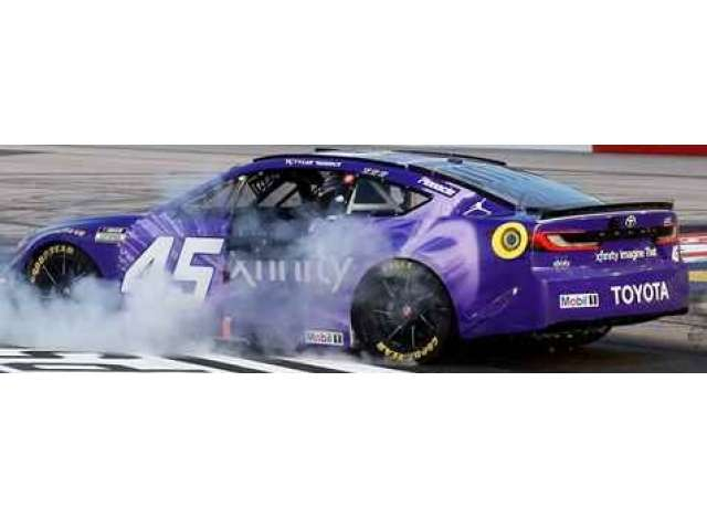 TOYOTA Camry XSE #45 Tyler Reddick *Xfinity*, purple 2026