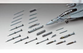 Сборная модель AIRCRAFT WEAPONS E : U.S. AIR-TO-AIR MISSILES & TARGET PODS