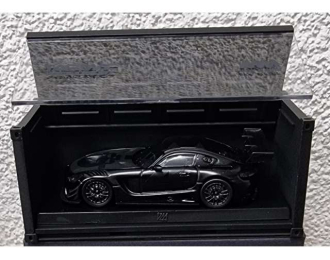 Mercedes AMG GT3 #4 with container & figure, black 2018