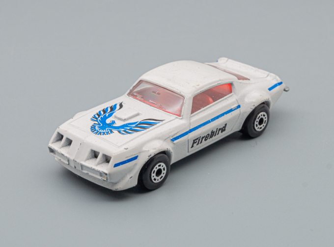 PONTIAC Firebird, white