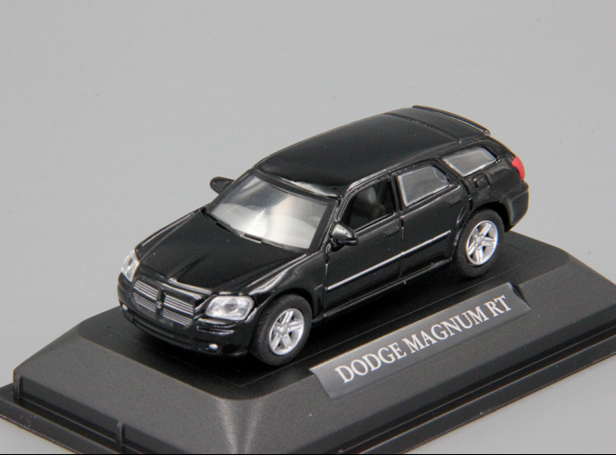 DODGE Magnum RT, black