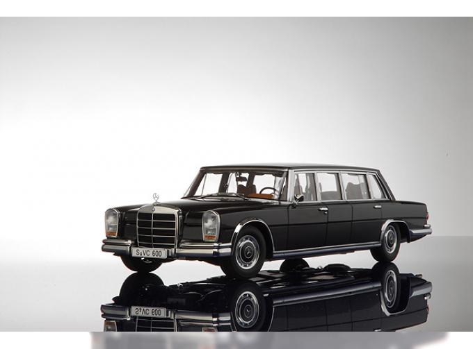 MERCEDES-BENZ 600 Pullman (W100), black