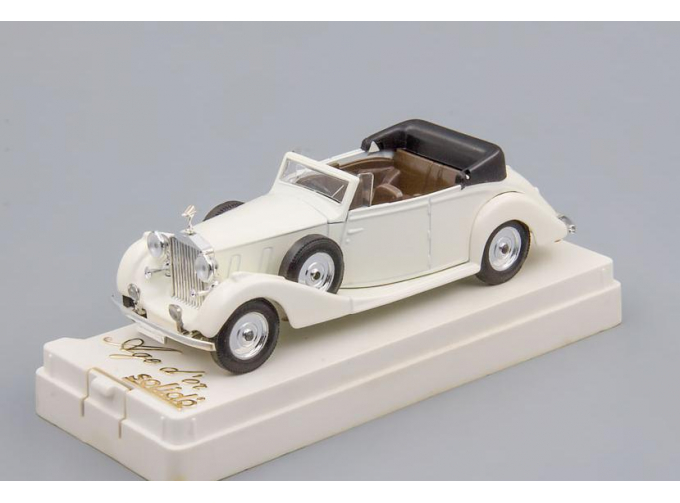 ROLLS-ROYCE Cabriolet, white