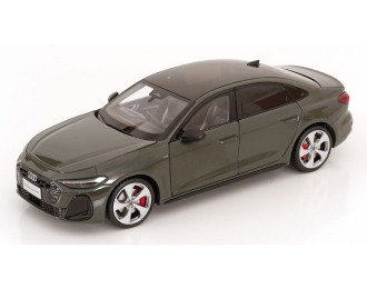 AUDI A5L (2025), dark green-metallic
